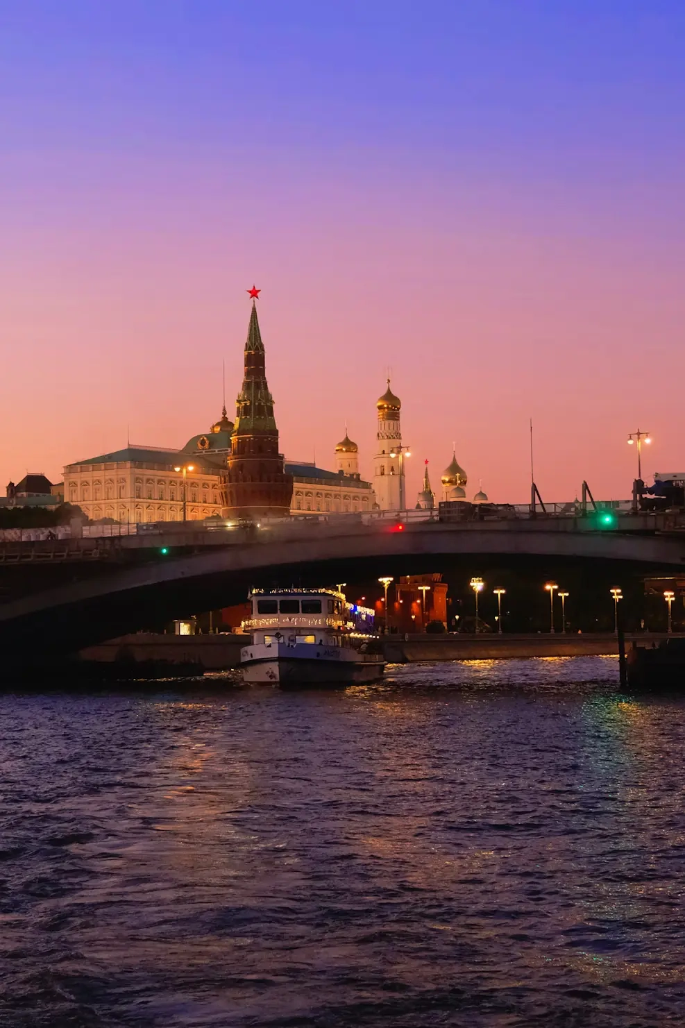 Moscow river boat tour