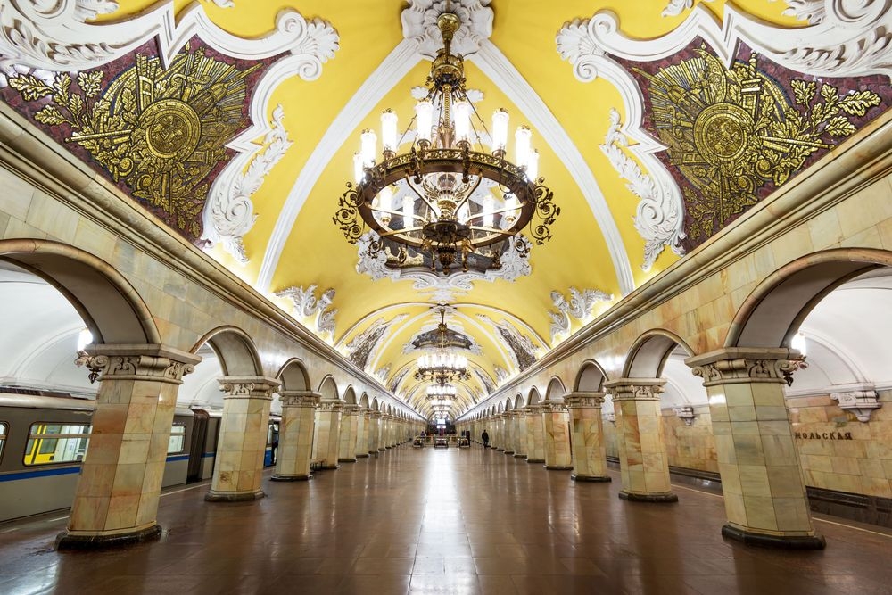 Moscow metro tour